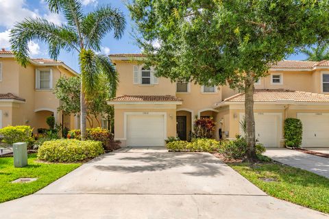 13810 Creston Place Wellington FL 33414