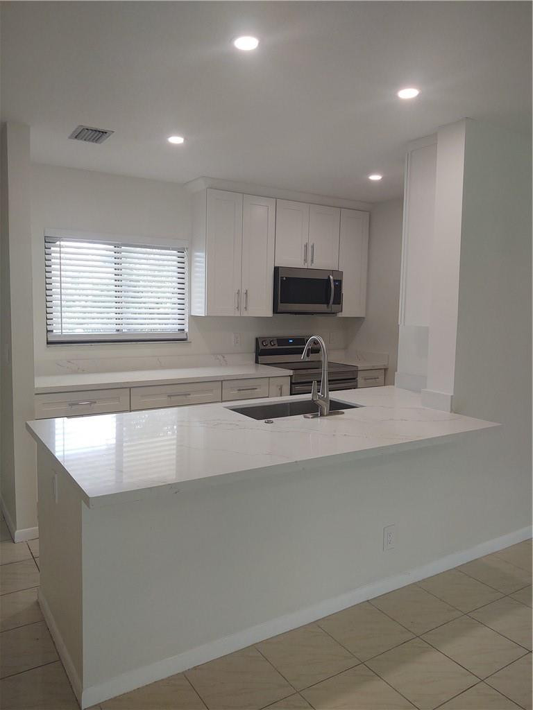 Banyan Park Condo - Residential Lease