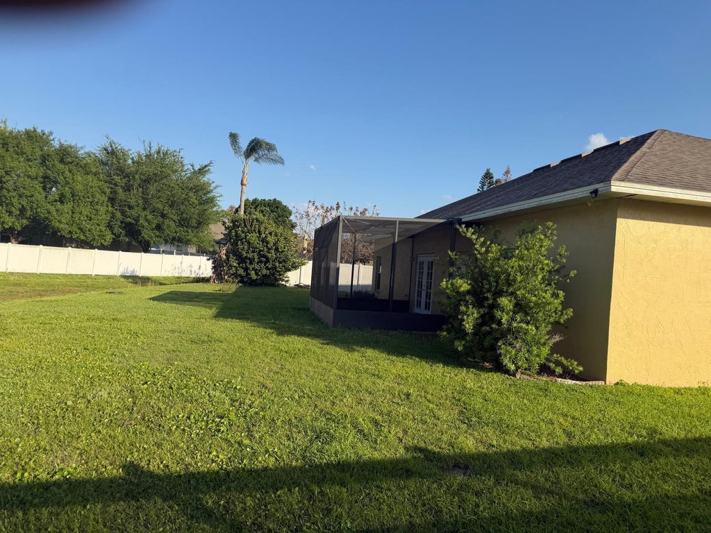Photo of 123 Ruby Lake, Winter Haven, FL 33884 (MLS # F10549163)