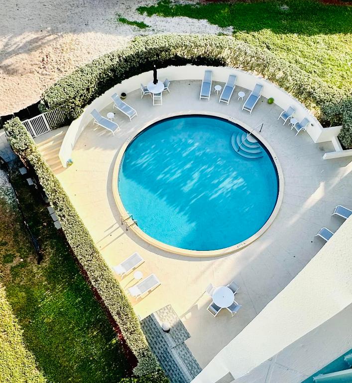 DUNES CONDO - Residential