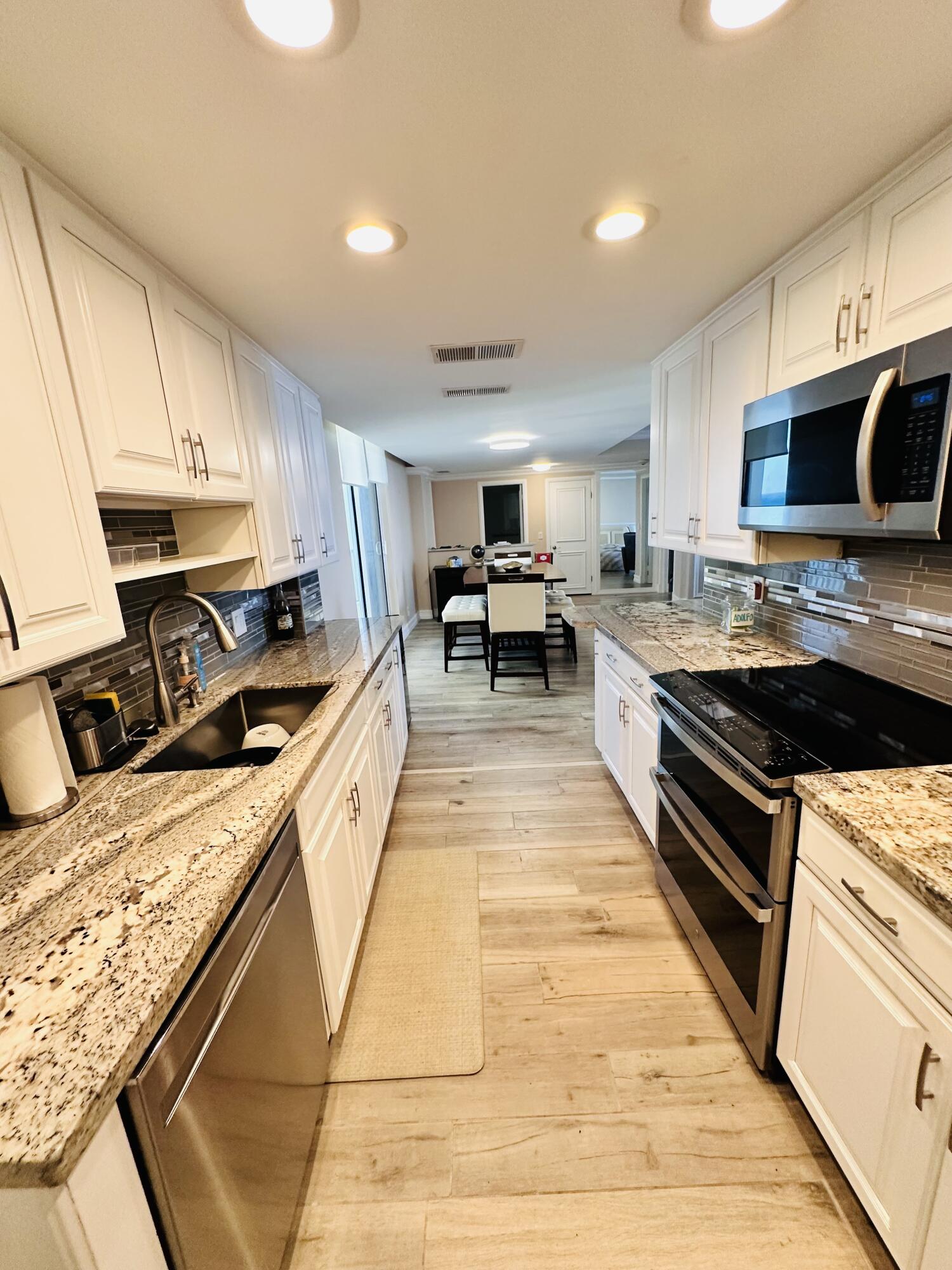 DUNES CONDO - Residential