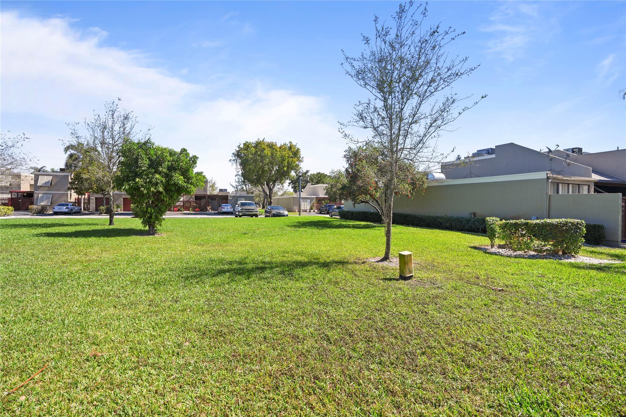 Villas West - Residential