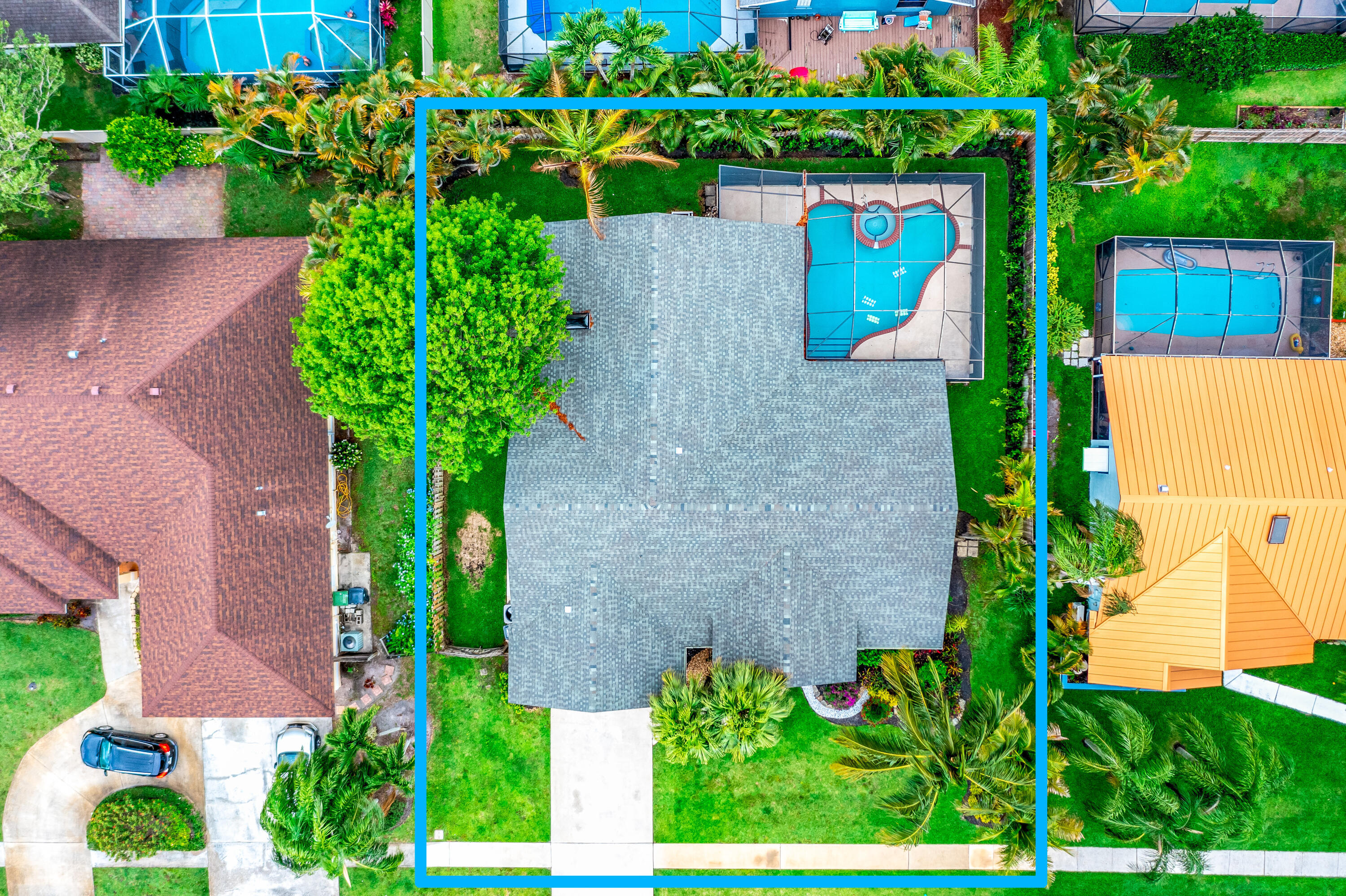 1637 Farmington Circle