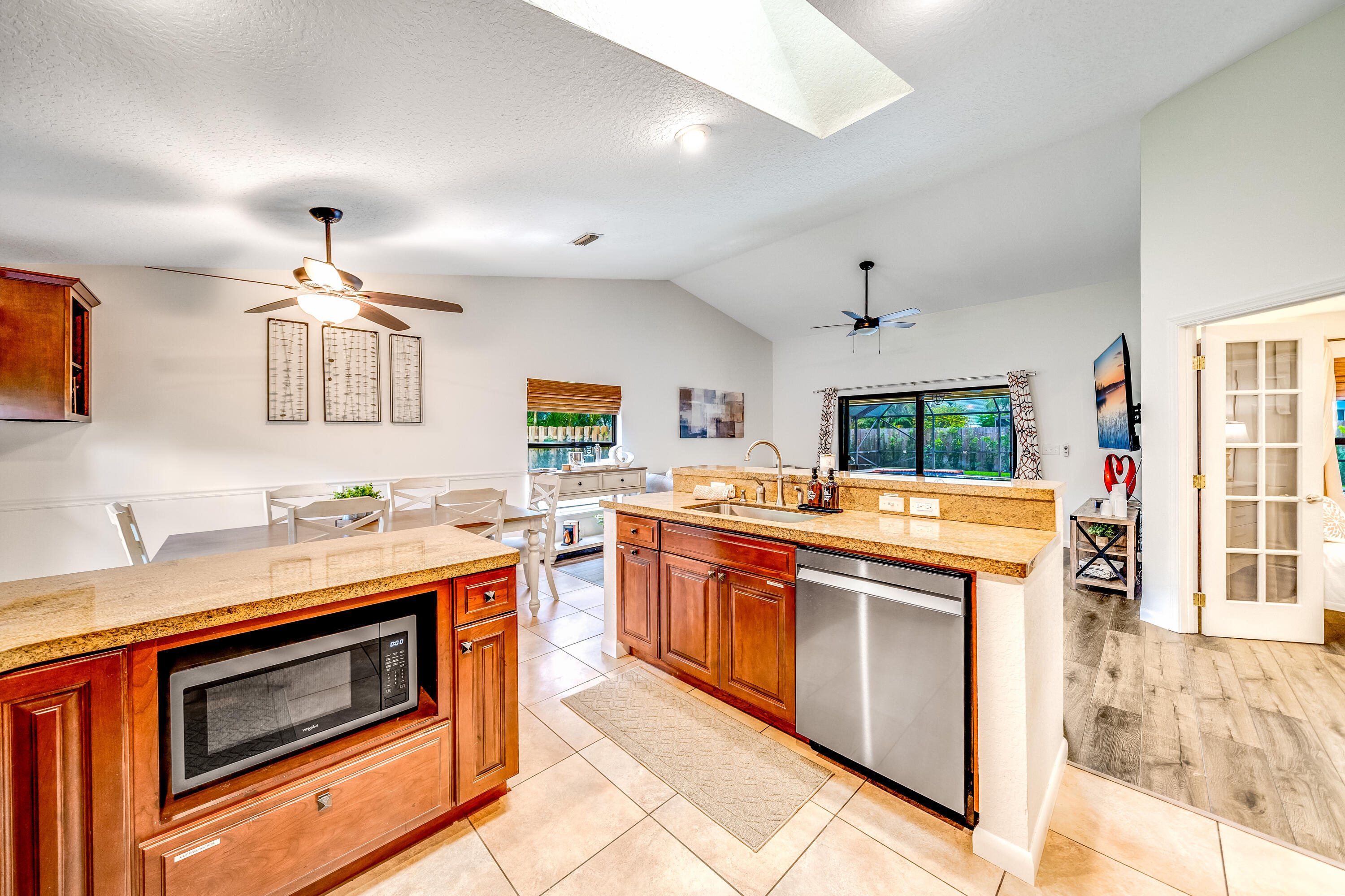 GREENVIEW SHORES 2 OF WELLINGTON - Residential Lease