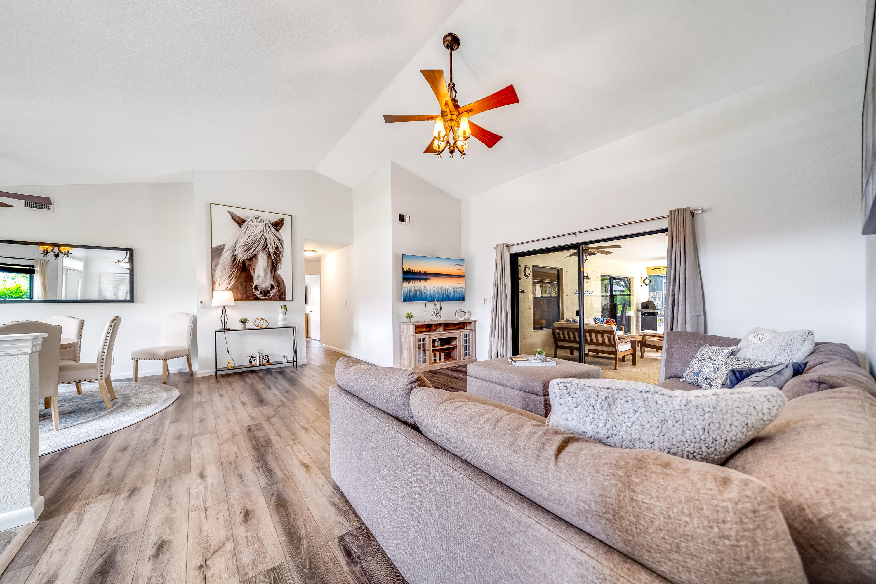 GREENVIEW SHORES 2 OF WELLINGTON - Residential Lease