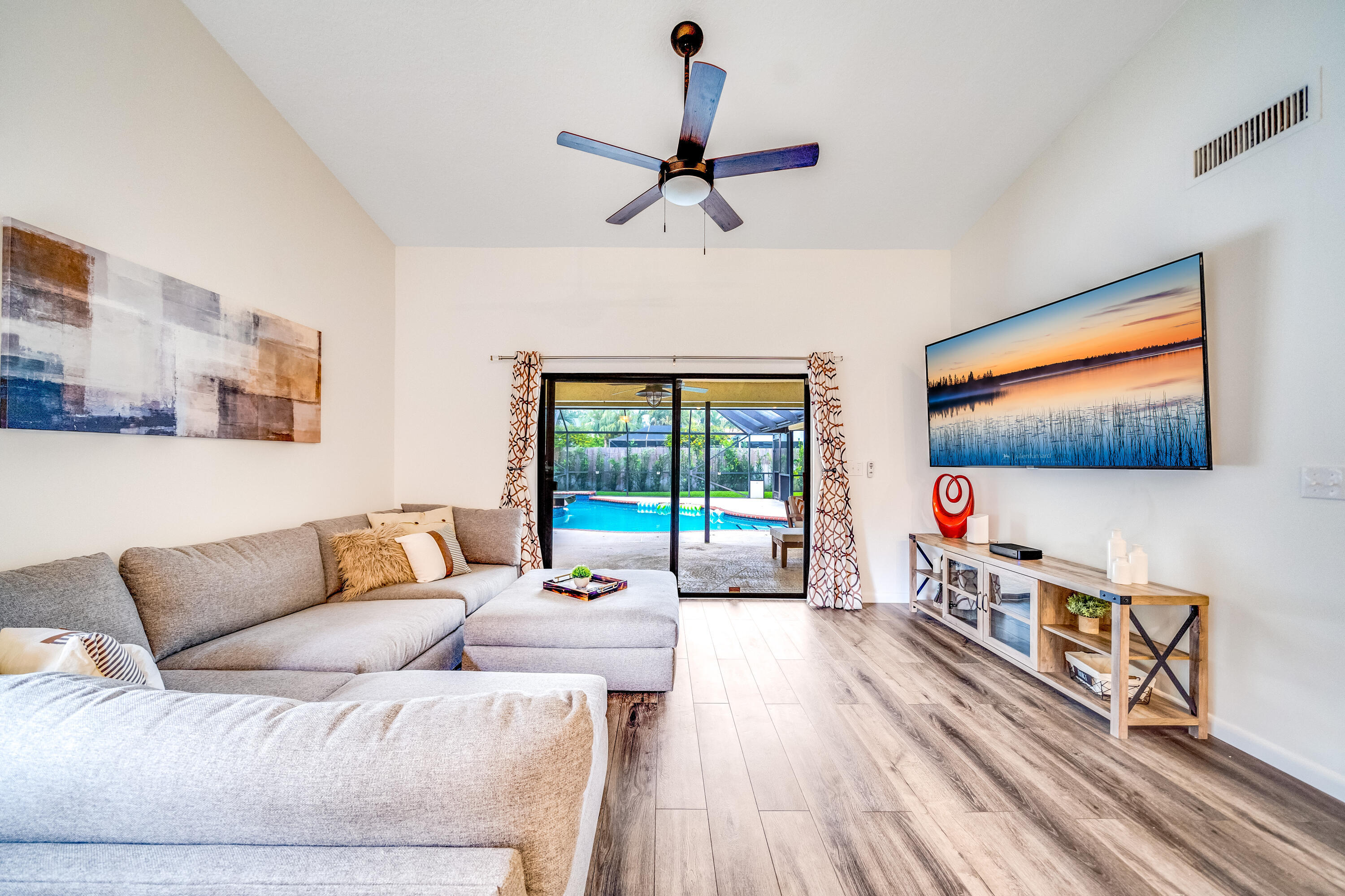 GREENVIEW SHORES 2 OF WELLINGTON - Residential Lease