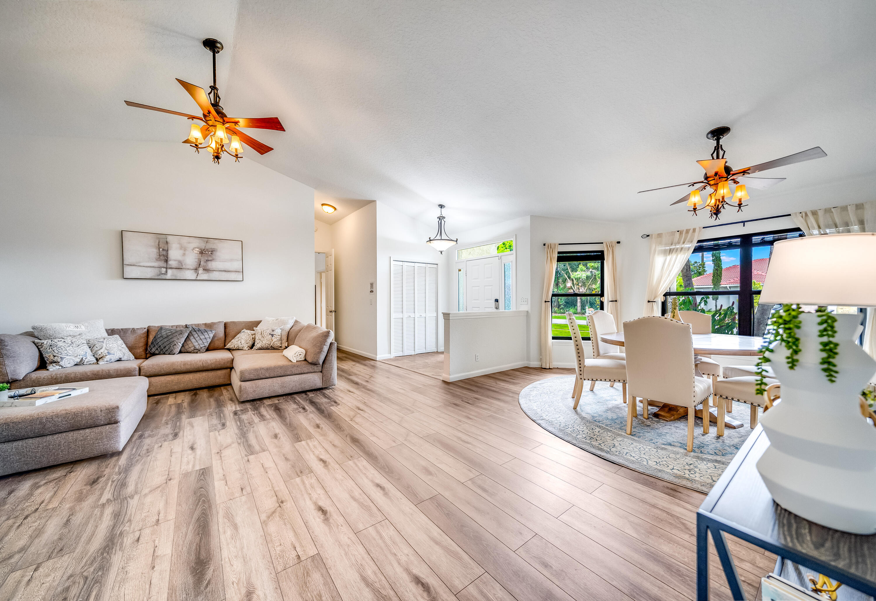 GREENVIEW SHORES 2 OF WELLINGTON - Residential Lease