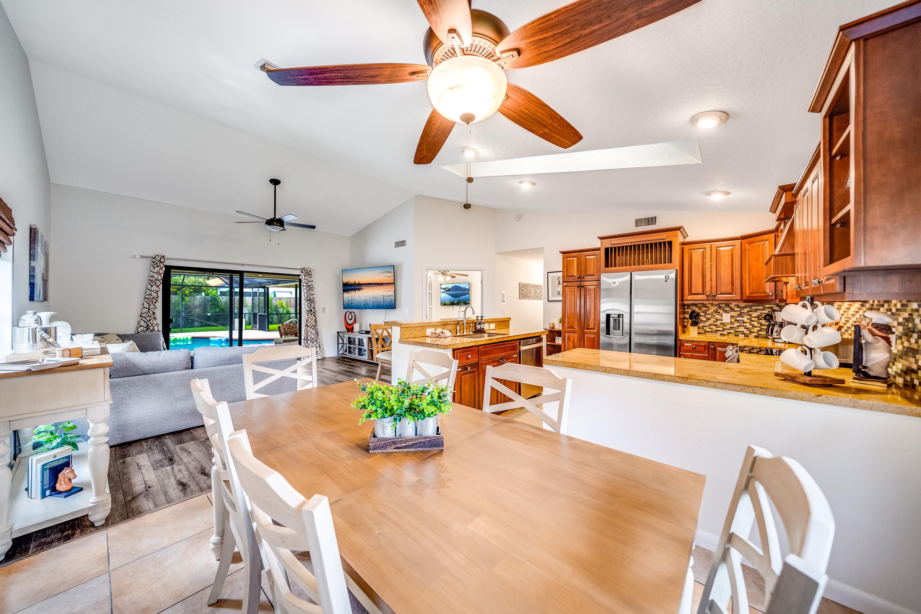 GREENVIEW SHORES 2 OF WELLINGTON - Residential Lease