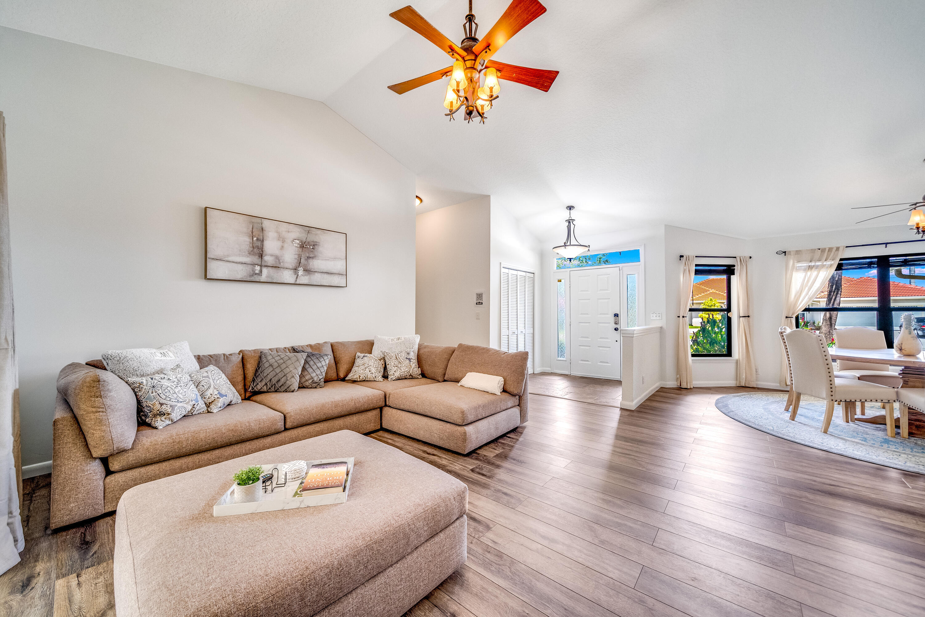 GREENVIEW SHORES 2 OF WELLINGTON - Residential Lease