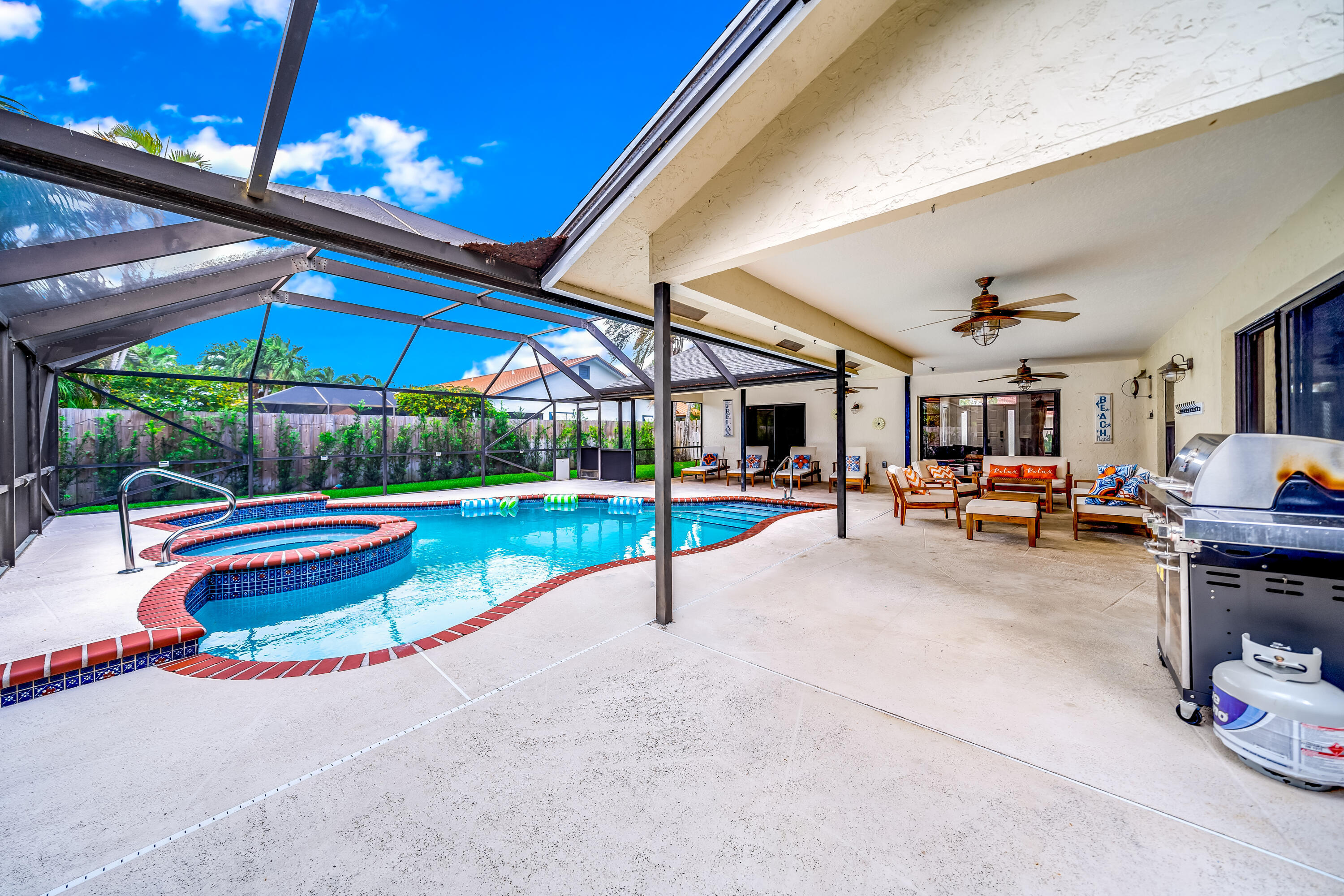 GREENVIEW SHORES 2 OF WELLINGTON - Residential Lease