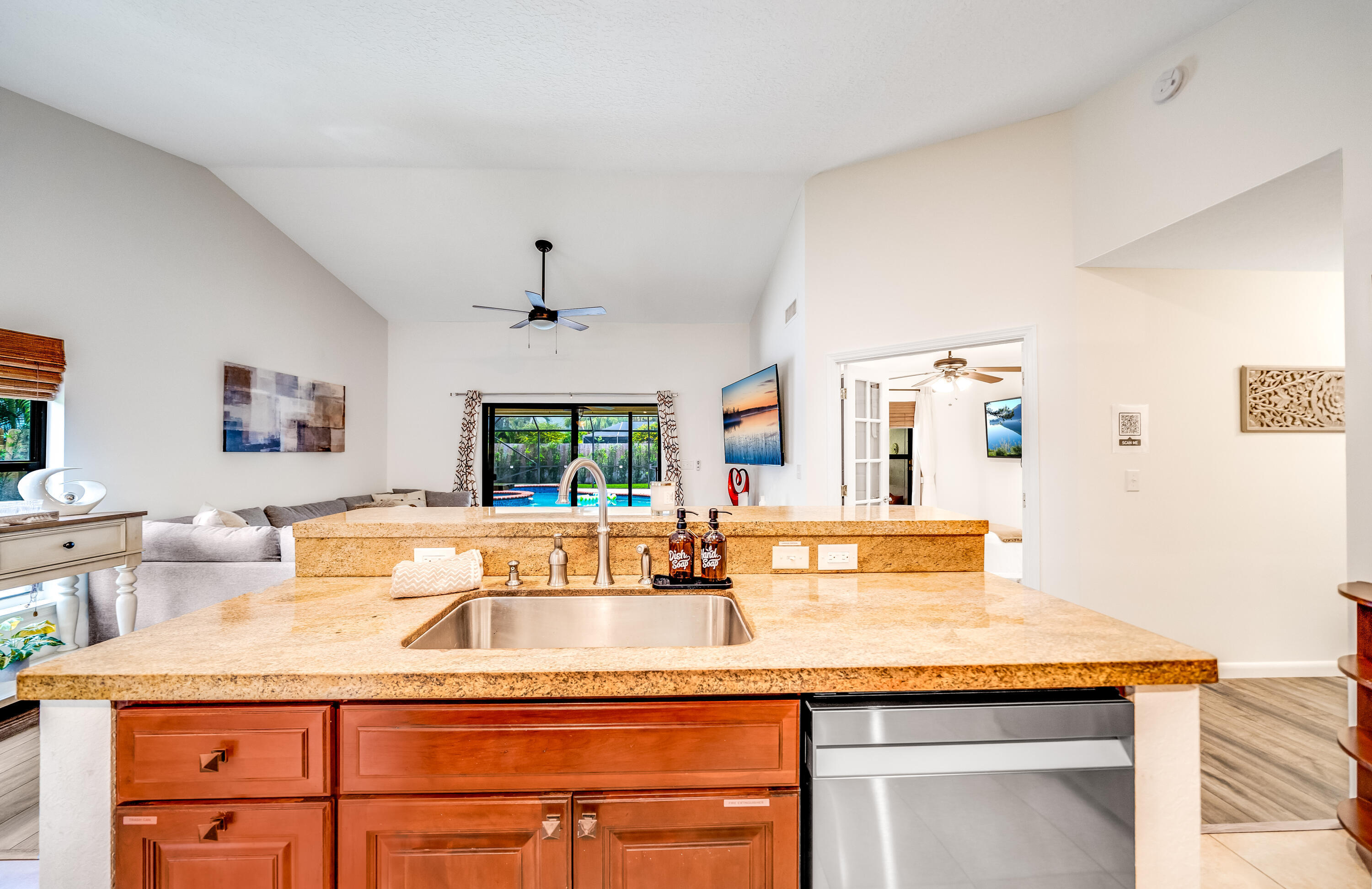 GREENVIEW SHORES 2 OF WELLINGTON - Residential Lease