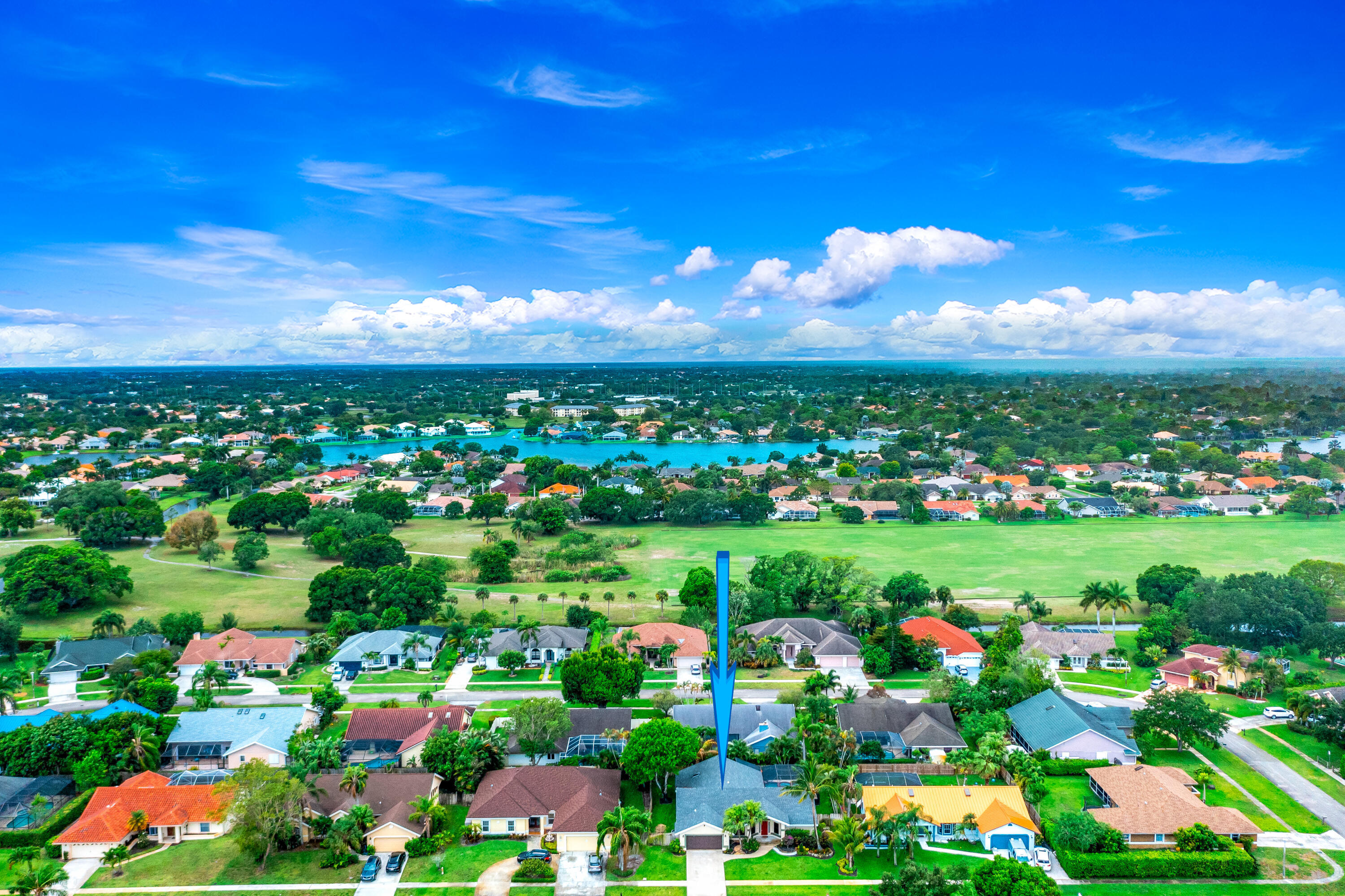 1637 Farmington Circle