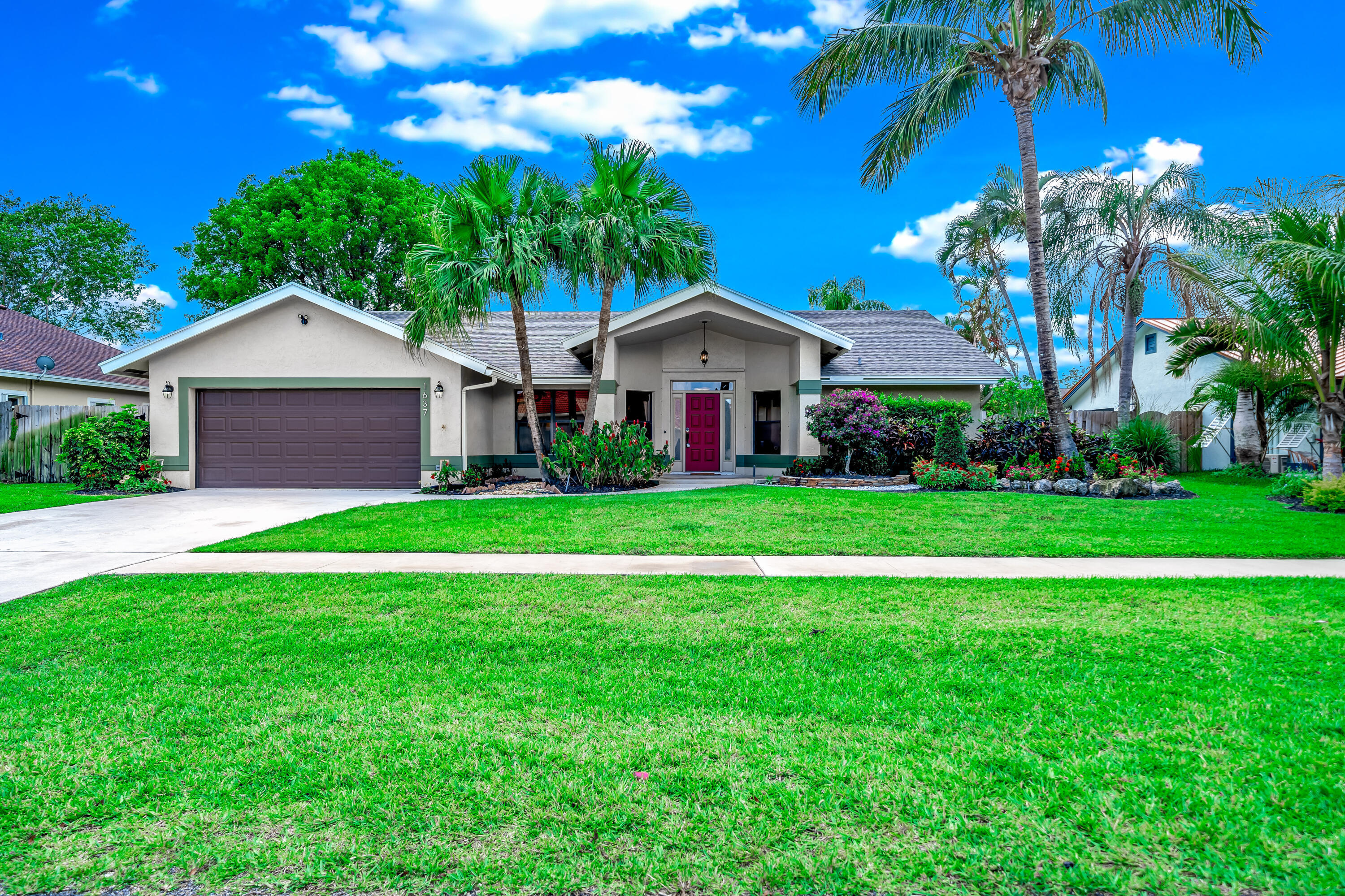 GREENVIEW SHORES 2 OF WELLINGTON - Residential Lease