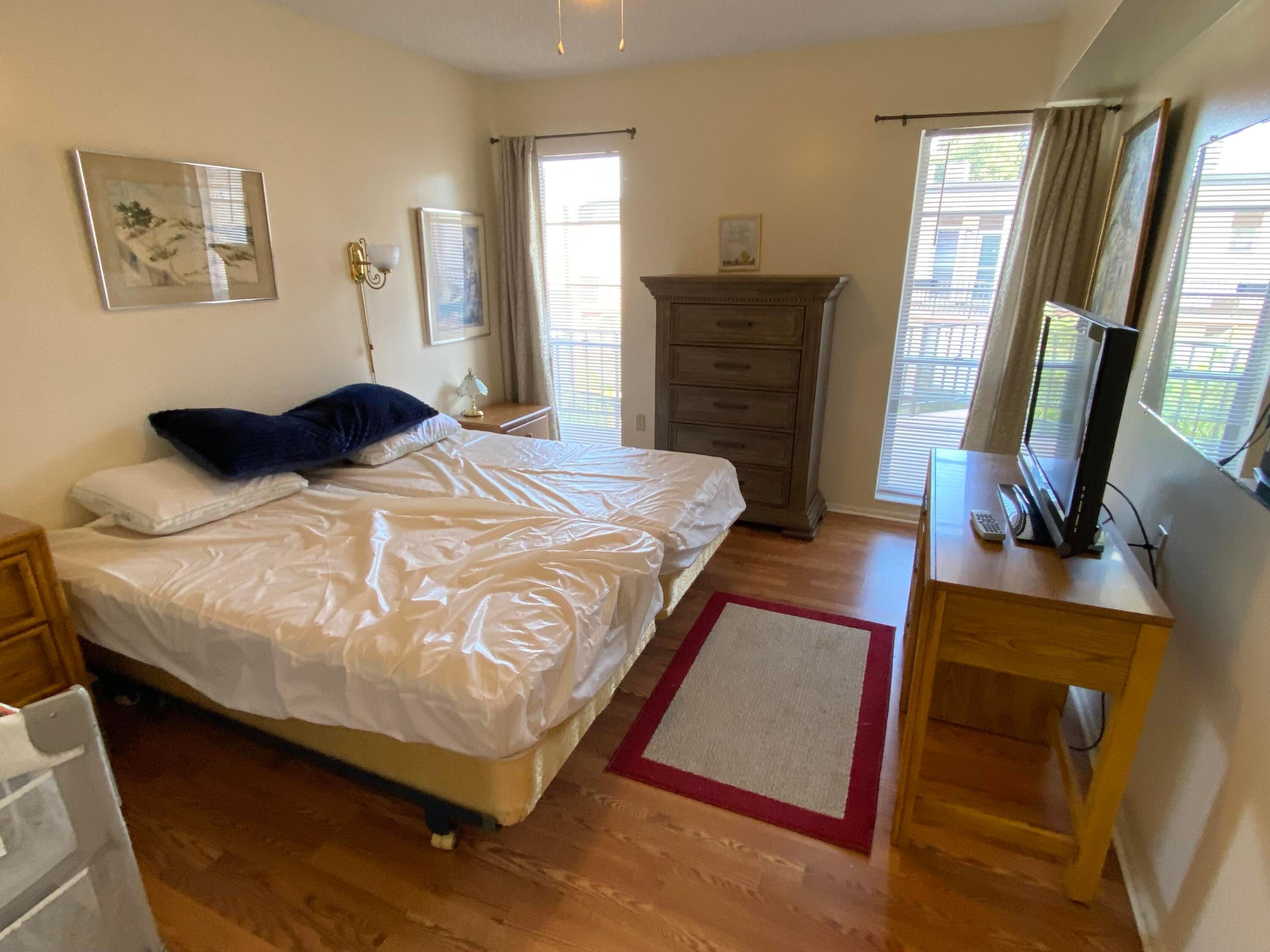 GREENWAY VILLAGE NORTH CONDO 2 - Residential