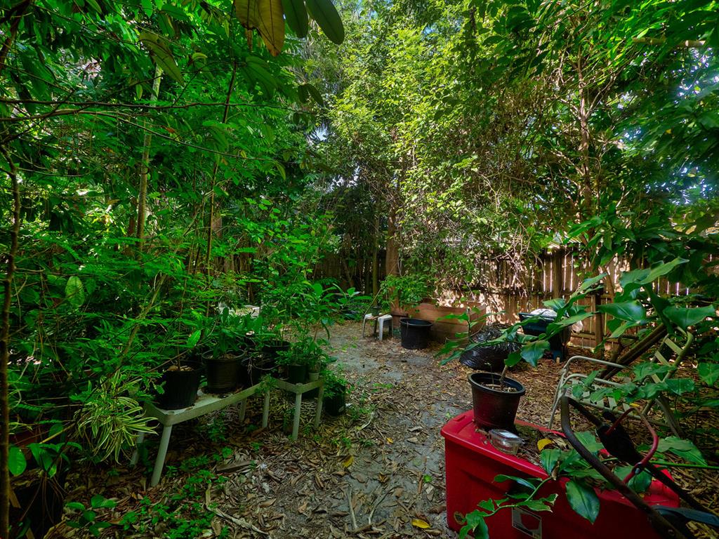 GREEN MEADOWS - Residential Income