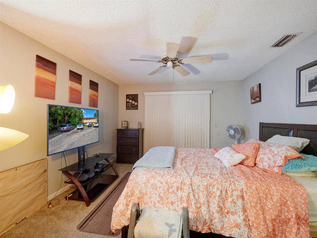 GREEN MEADOWS - Residential Income