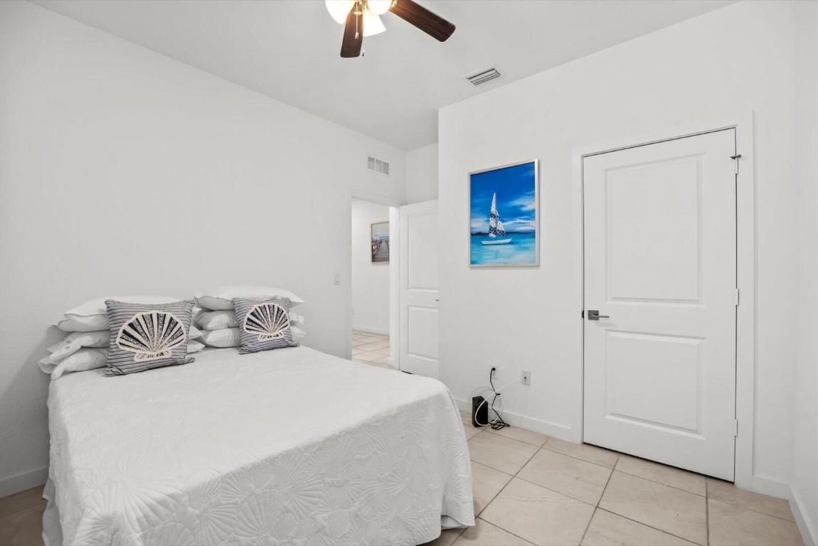 OCEAN BREEZE WEST - Residential