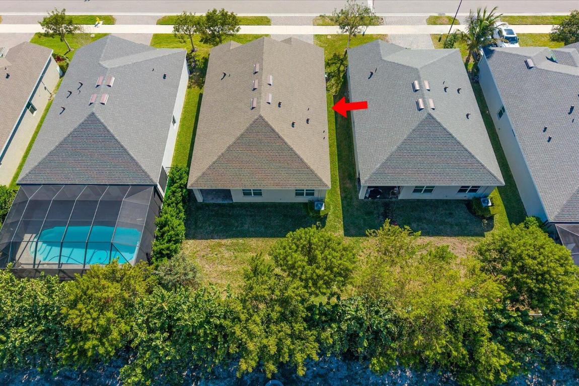 OCEAN BREEZE WEST - Residential