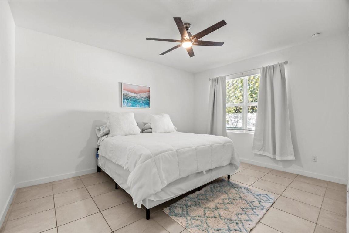 OCEAN BREEZE WEST - Residential