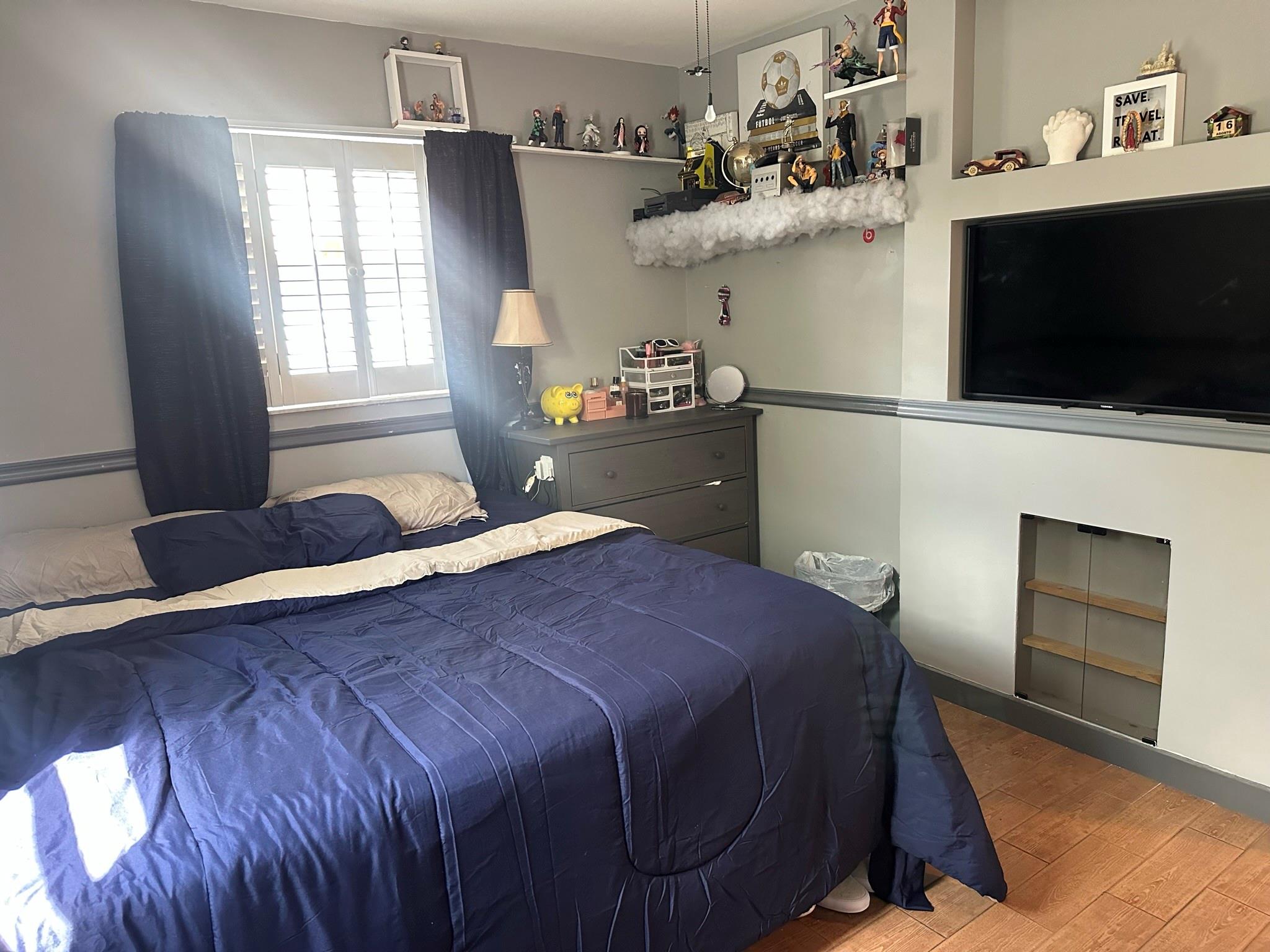 SUNRISE GOLD VILLAGE - Residential
