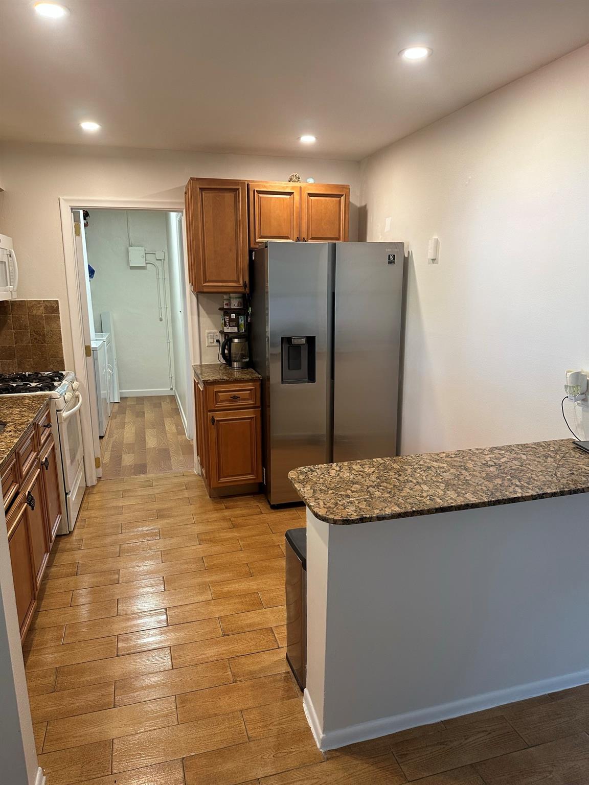 SUNRISE GOLD VILLAGE - Residential