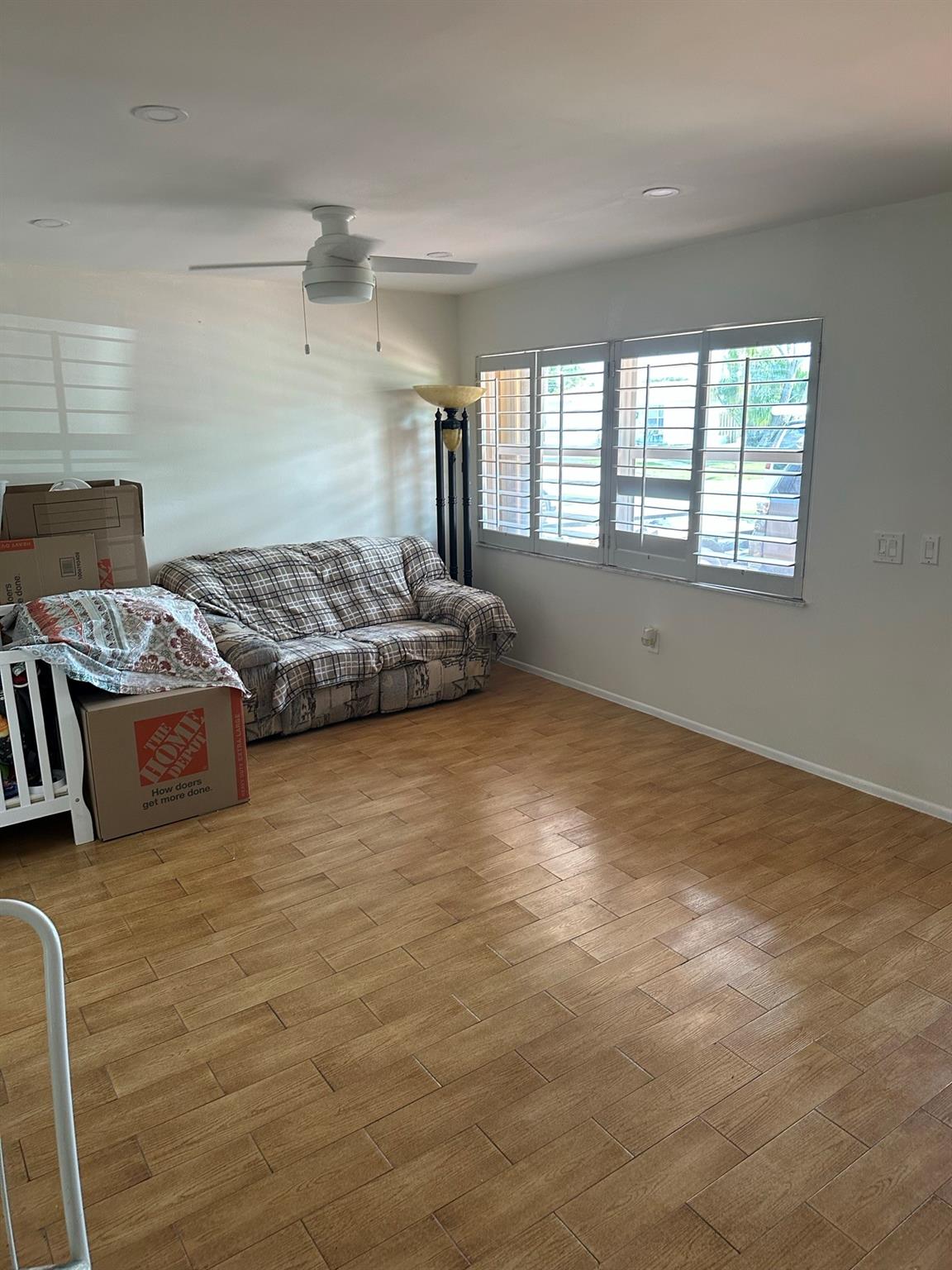 SUNRISE GOLD VILLAGE - Residential