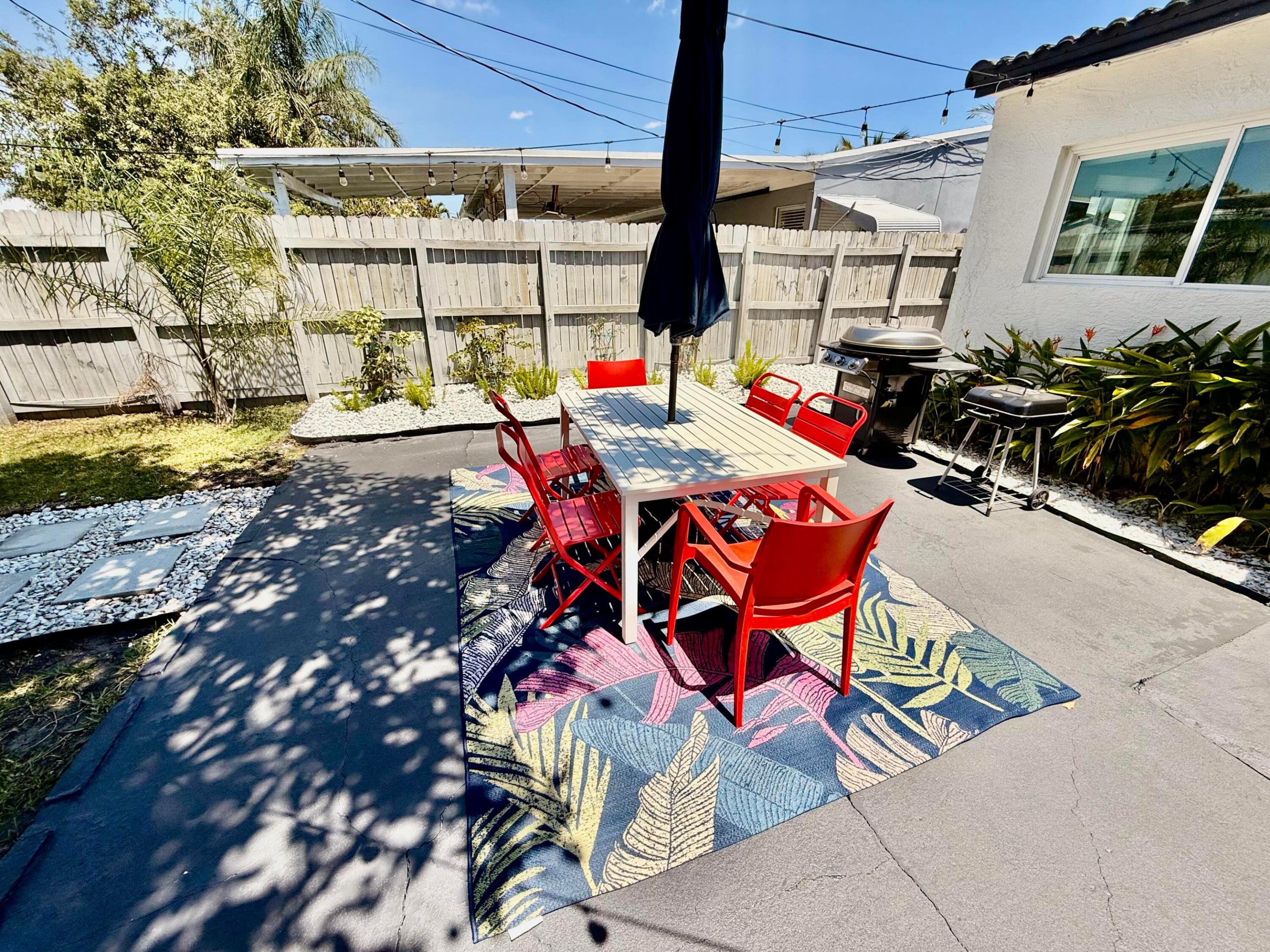 NORTH ANDREWS TERRACE FIRST ADD - Residential Lease