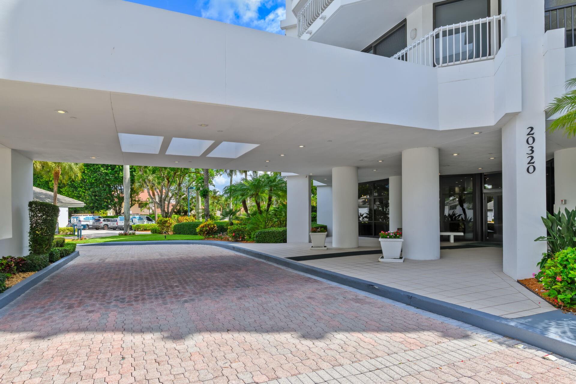 20320 Fairway Oaks Dr 372