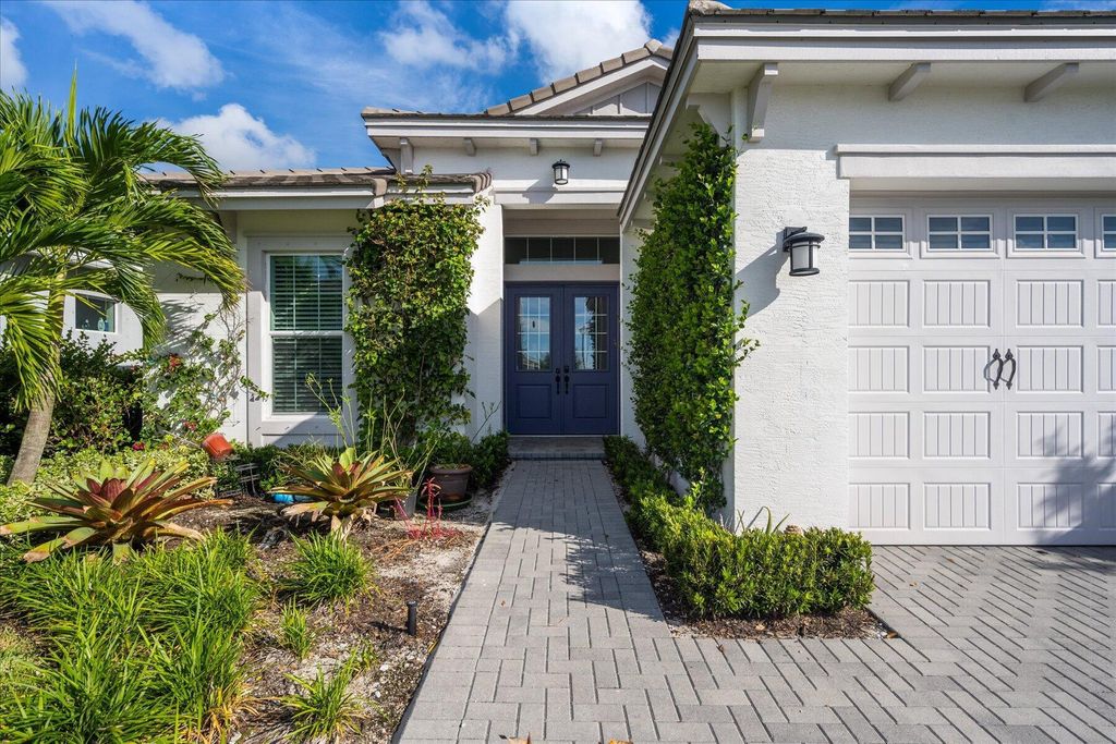 Photo of 16113 Whippoorwill Circle, Westlake, FL 33470 (MLS # R10928057)