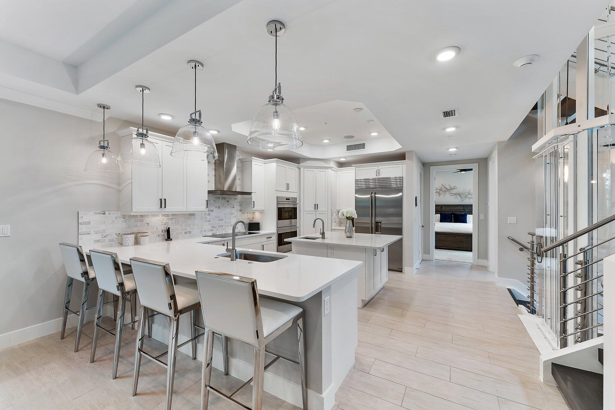 1033 Harbor Villas Drive 4