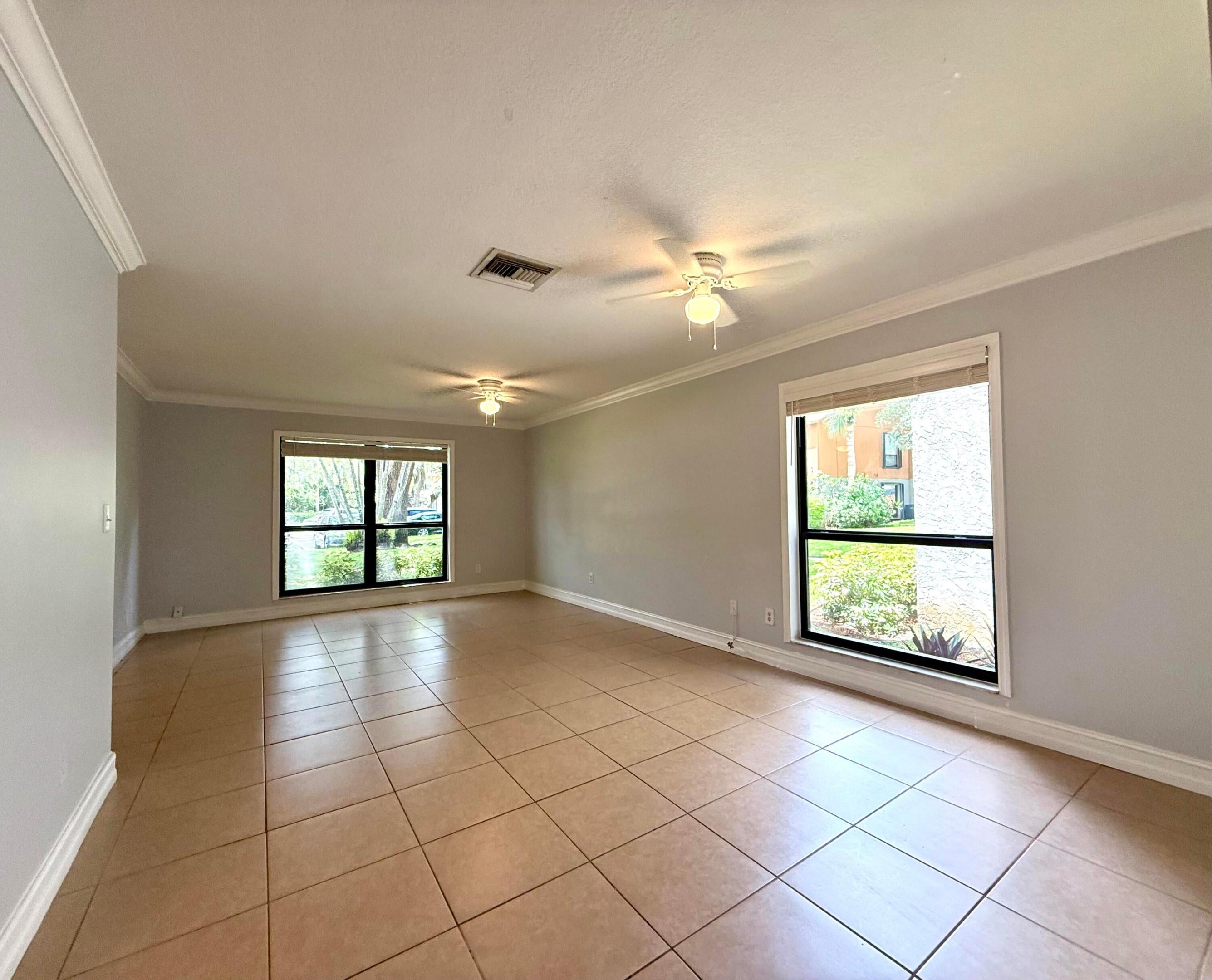 814 Sandtree Drive