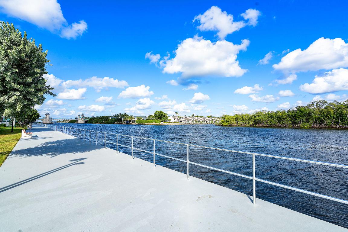 STERLING VILLAGE - Residential