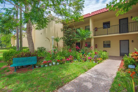 2050 Oleander Boulevard Unit 2206, Fort Pierce, FL MLS: R11089637