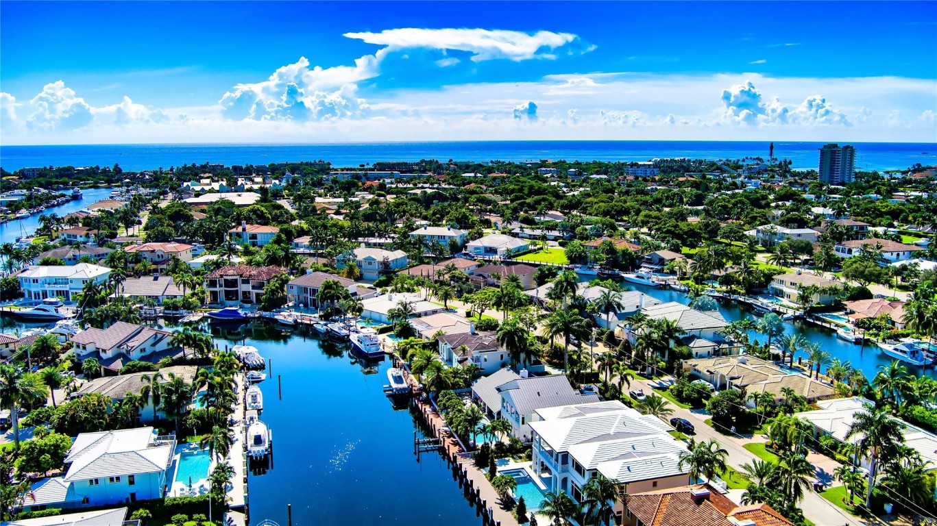 Lighthouse Point 3rd Sec - Residential