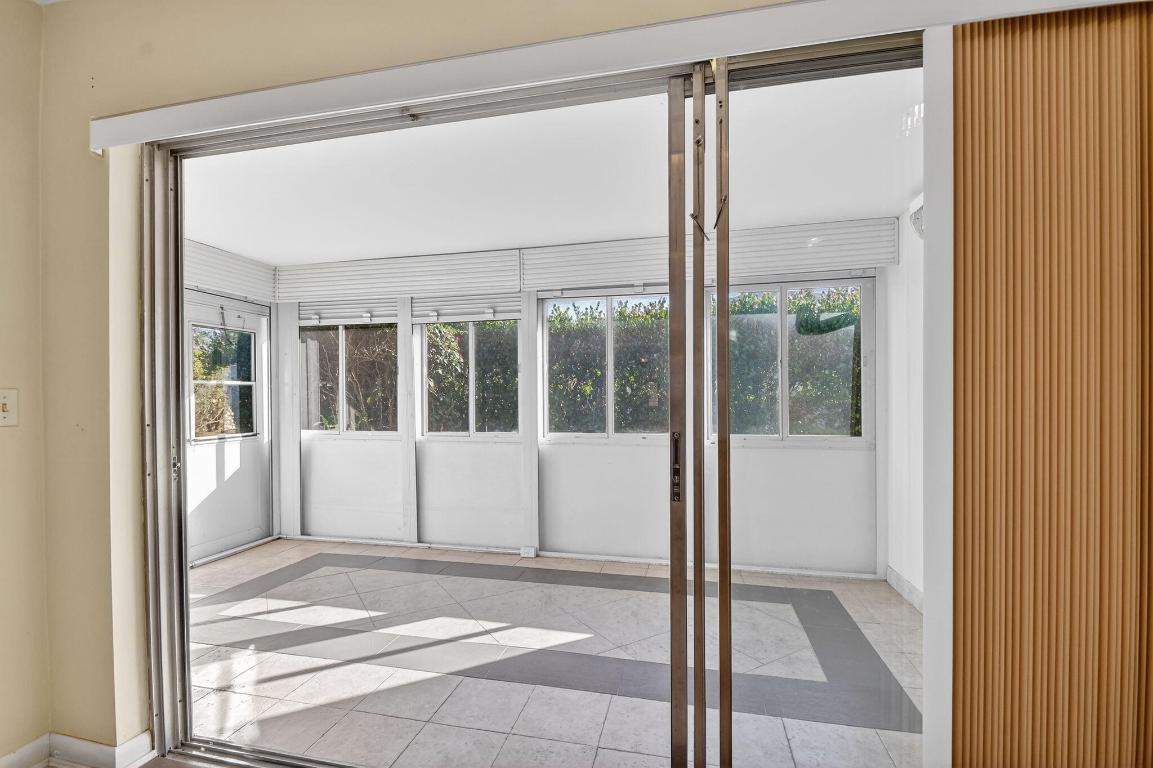 COVERED BRIDGE CONDO - Residential