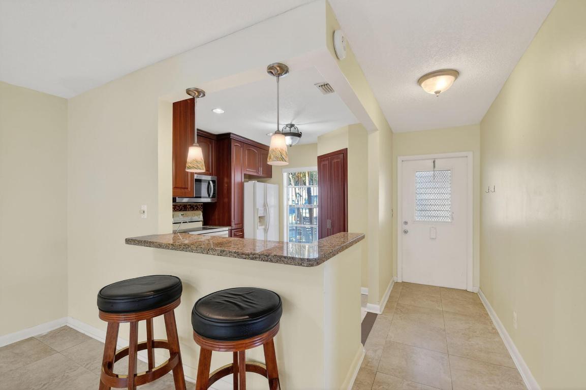 COVERED BRIDGE CONDO - Residential