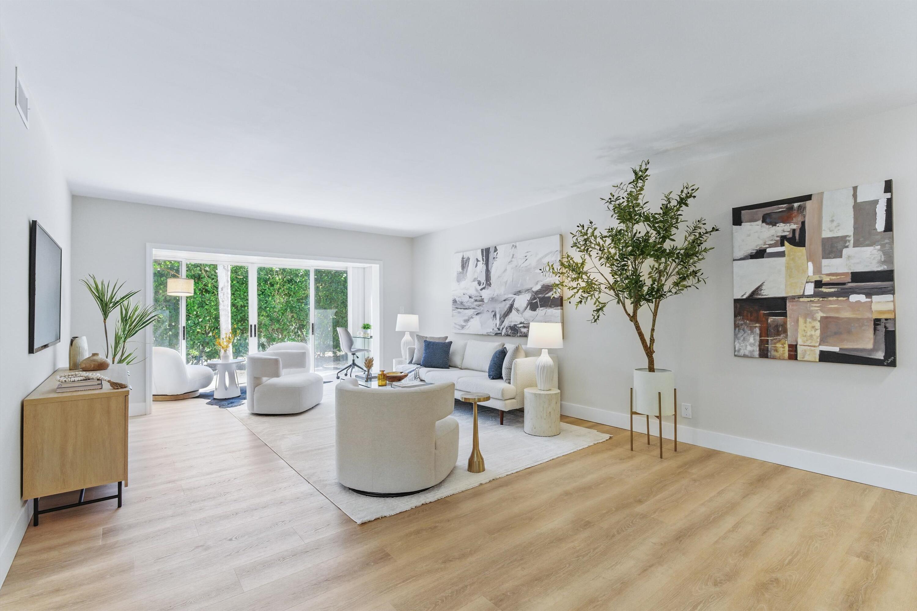 315 Venetian Drive 2