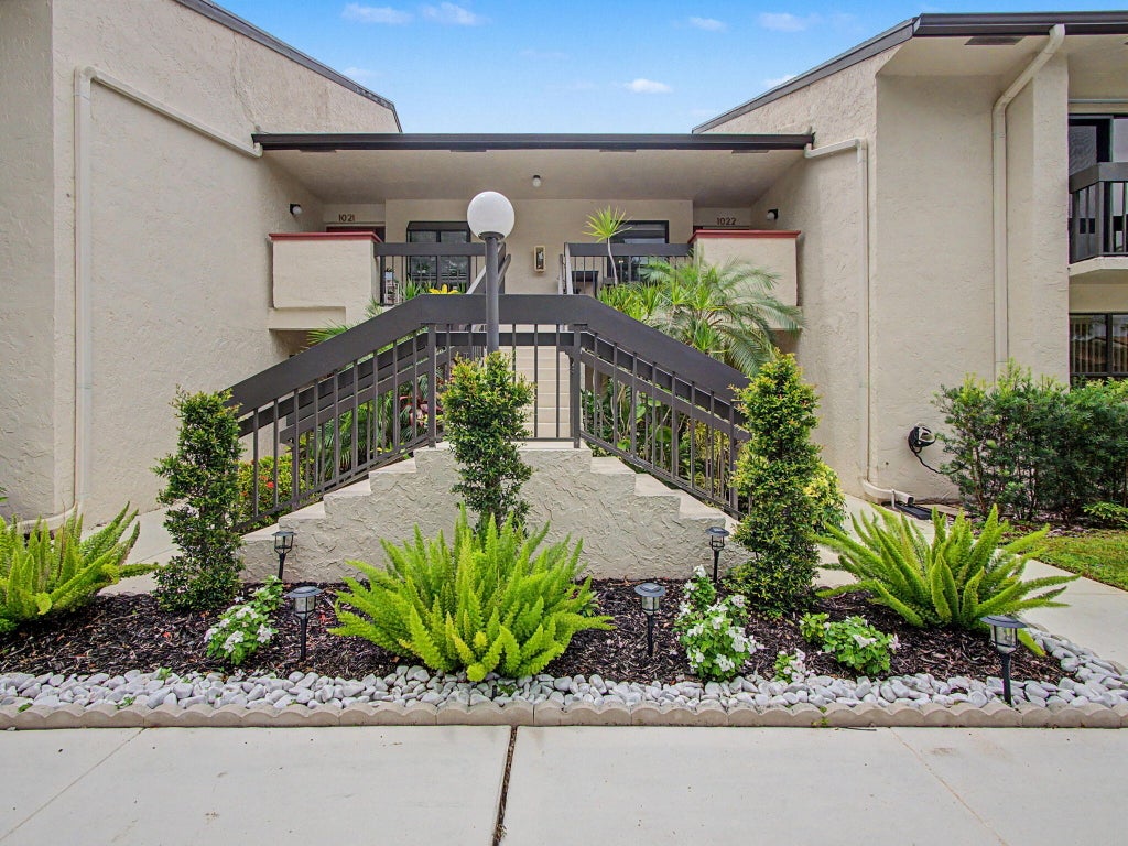 Photo of 5154 Oakhill Lane #1022, Delray Beach, FL 33484 (MLS # B26064746)