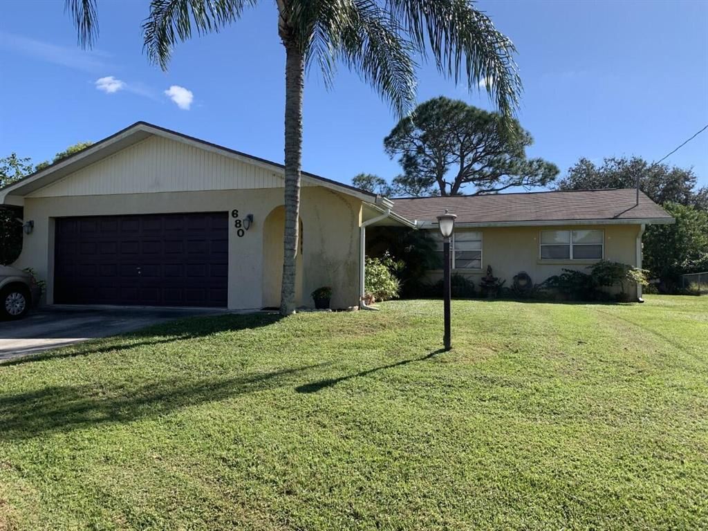 Photo of 680 SE Evergreen Terrace, Port Saint Lucie, FL 34983 (MLS # R10762937)