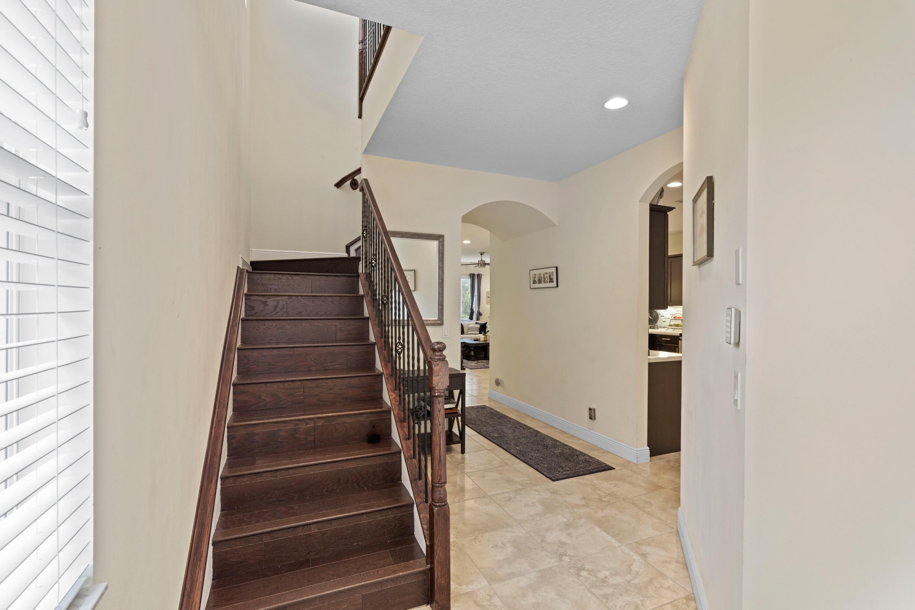 2134 Sabal Tree Court