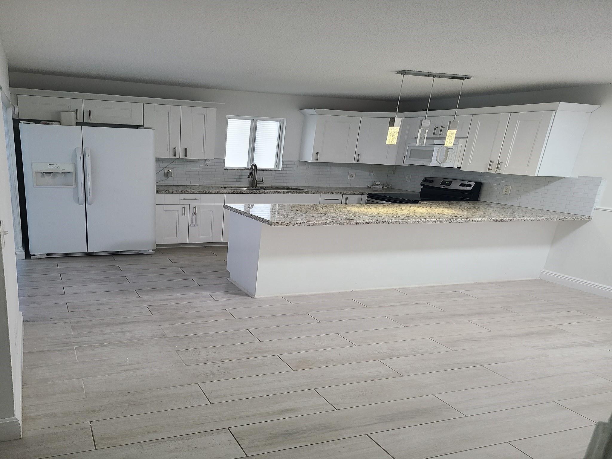 WATERVIEW ESTATES - Residential