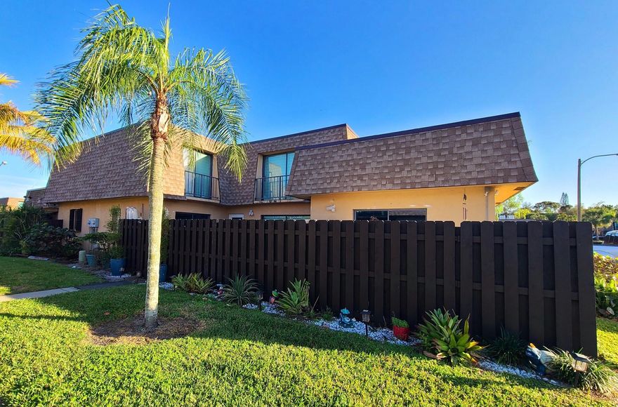 Beautiful 3 bedroom 2.5 bathroom townhouse in an desirable location: Waterview Estates, move-in ready.  The master bedroom with full bathroom/ walking closet and a half bathroom are located on the first floor. On the second floor there are the other 2 spacious rooms and a full bathroom. New roof 2023. This community have a Pool and Tennis area. NO HOPA all ages community, pet welcome. THERE ARE A SELLER CONTRIBUTION TO THE BUYER WITH FULL PRICE OFFER