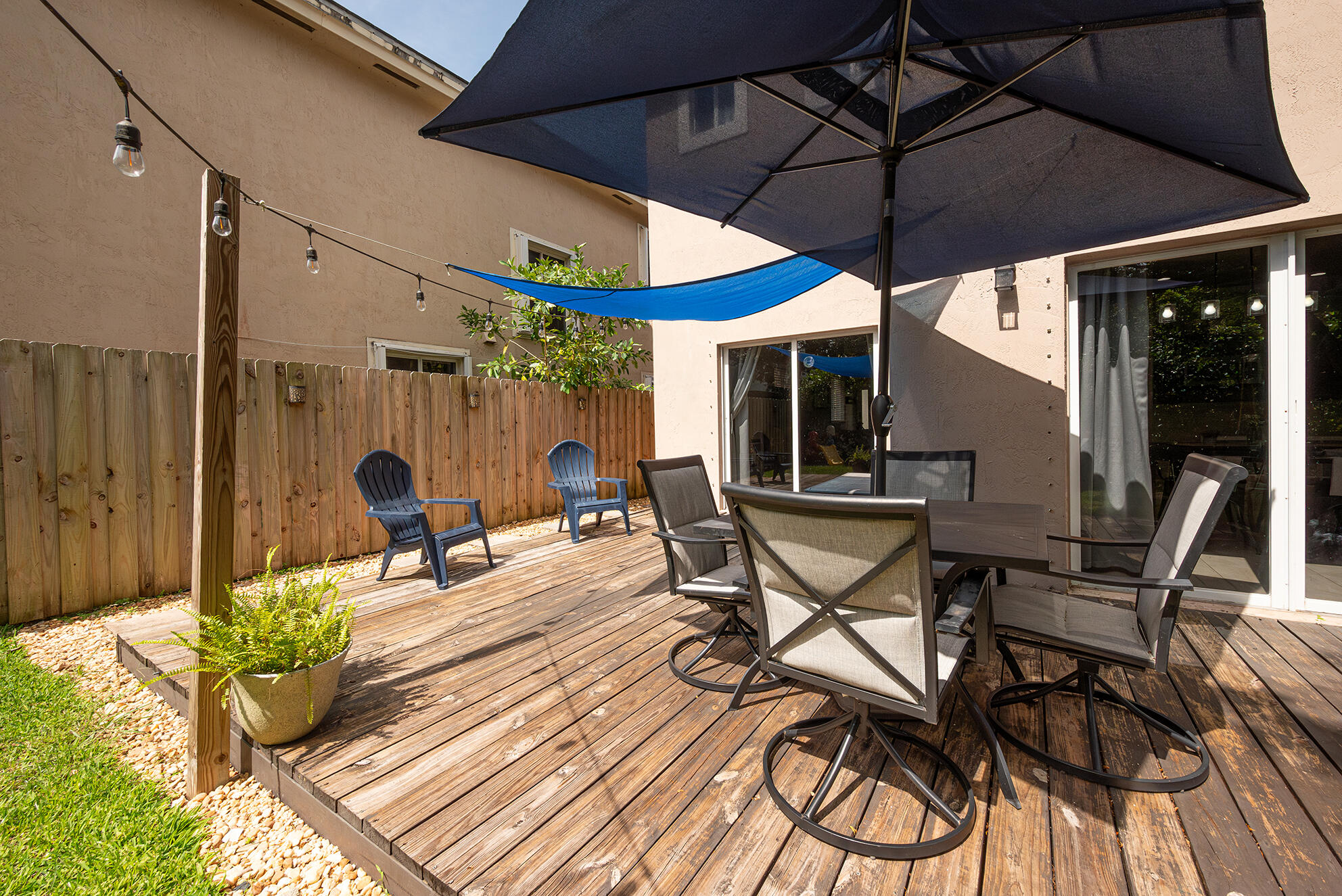 EMILIOS PLACE AT OASIS - Residential