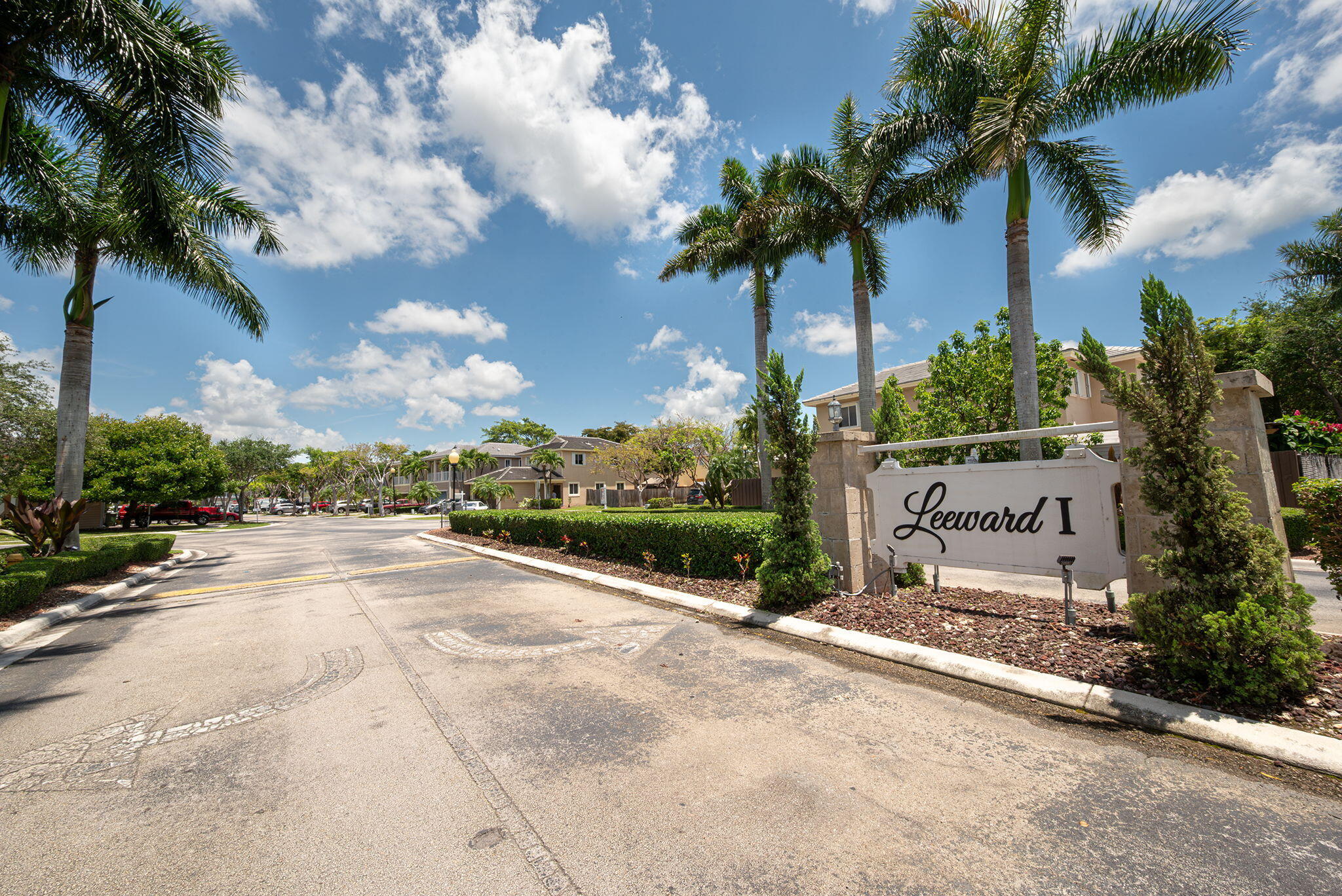 EMILIOS PLACE AT OASIS - Residential