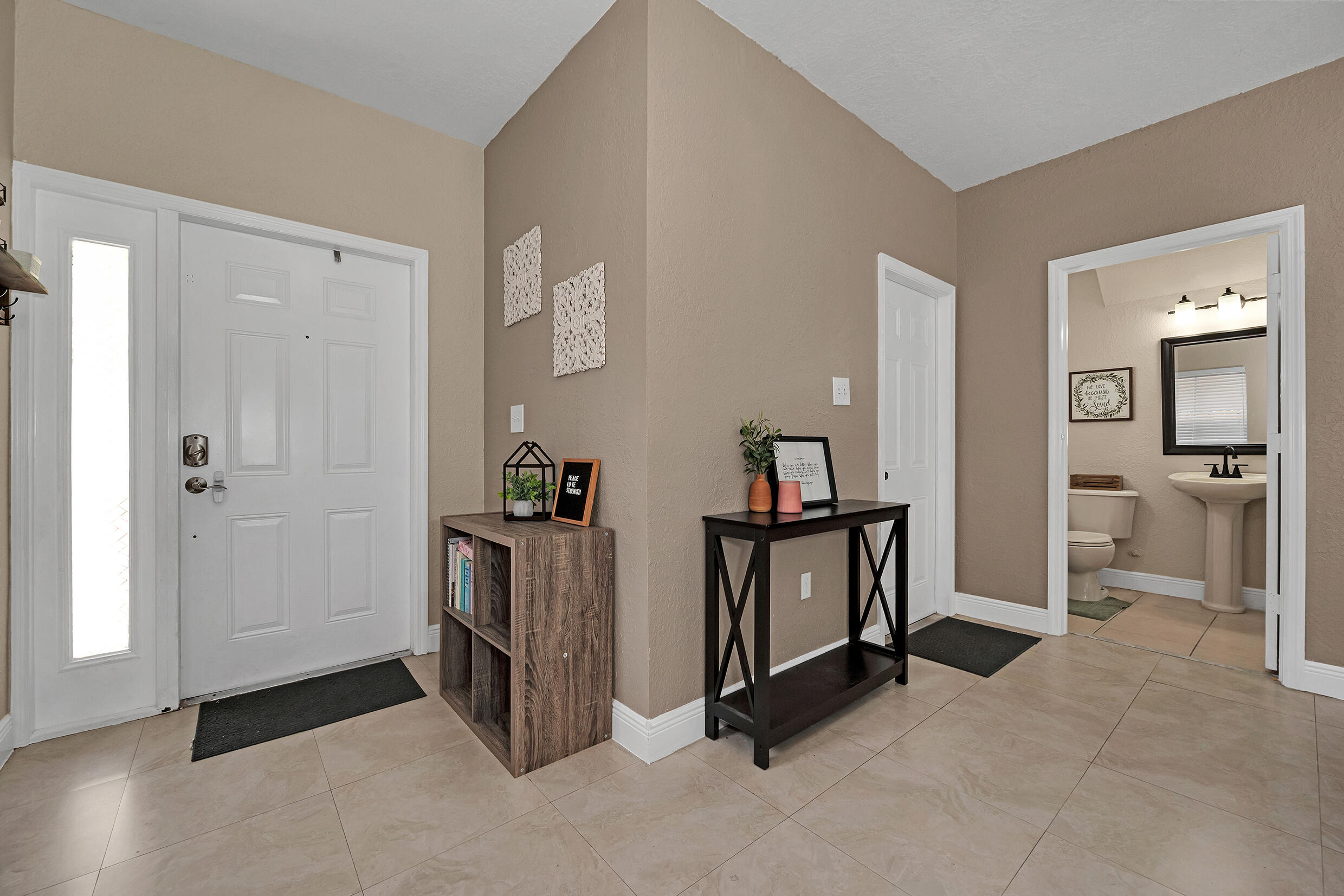 EMILIOS PLACE AT OASIS - Residential