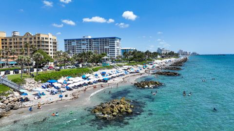 A home in Deerfield Beach