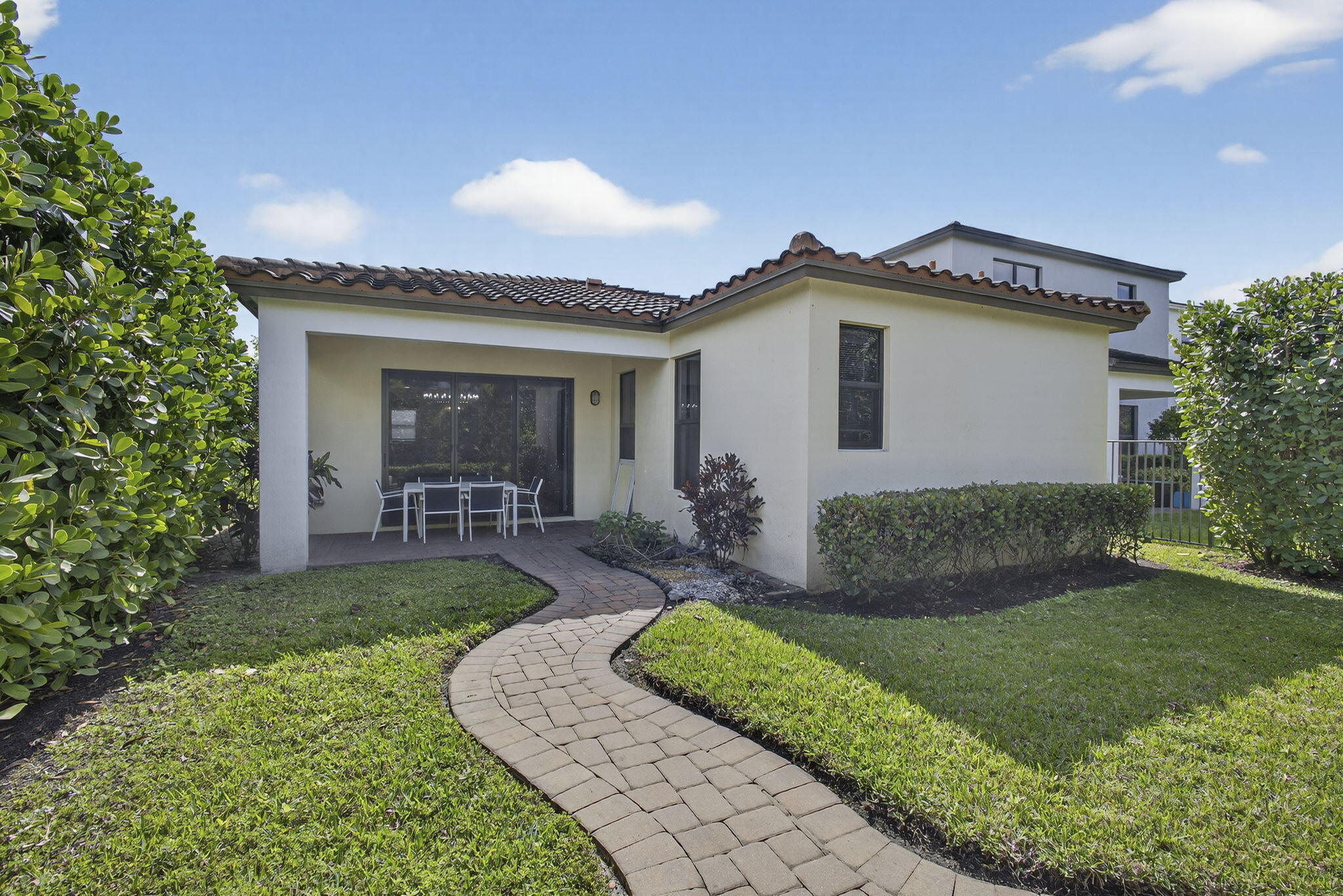 SKY COVE - Residential