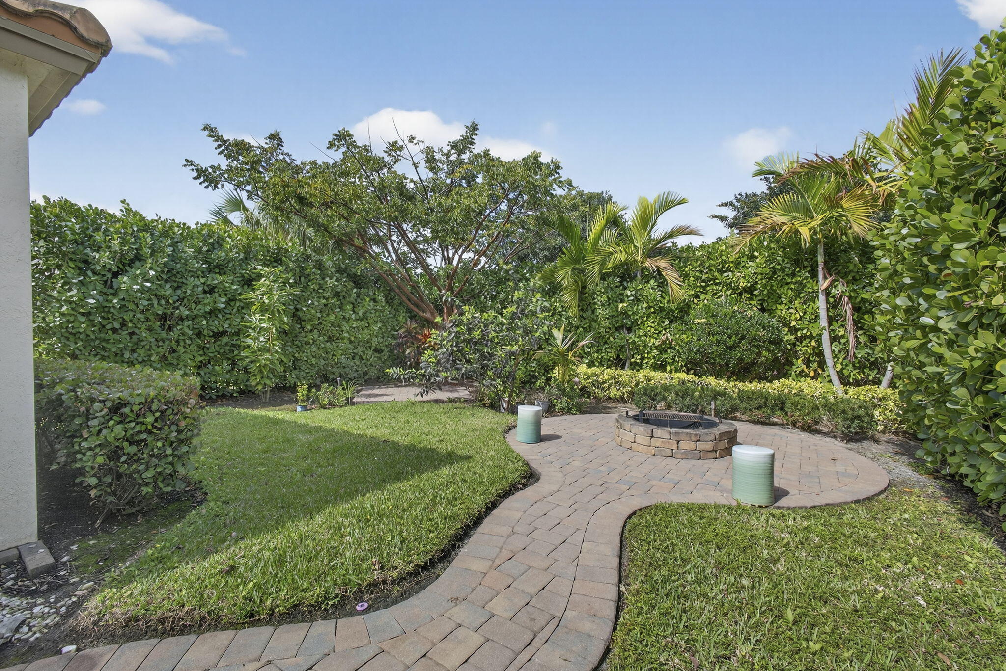 SKY COVE - Residential