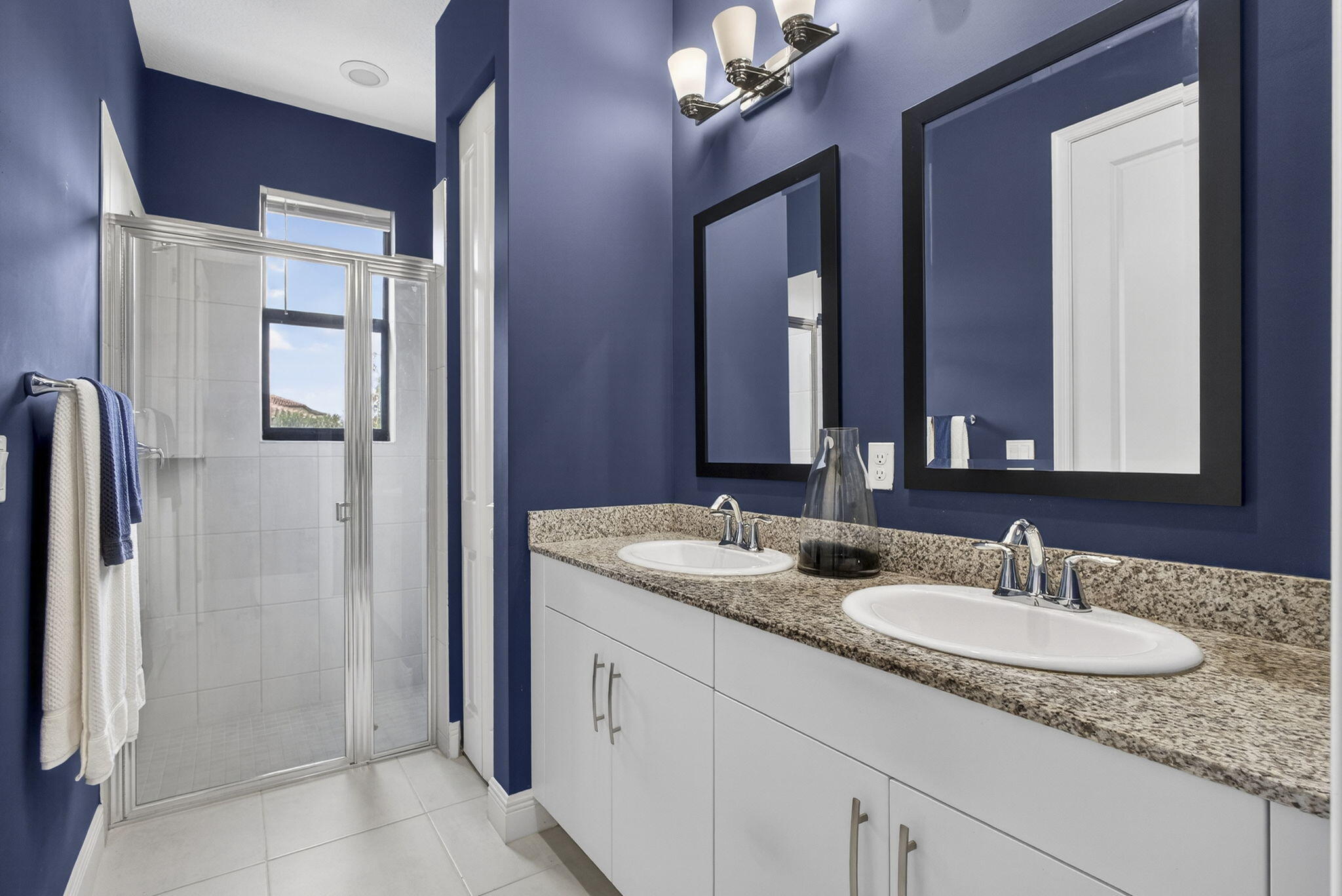 SKY COVE - Residential