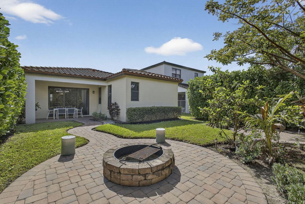 Photo of 5563 Starfish Rd, Westlake, FL 33470 (MLS # B26000979)